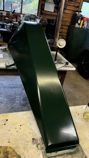 3 litre Bentley front wing